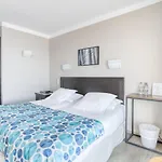 Roc - 4 étoiles Les Pieds Dans L'eau Hotel 4*