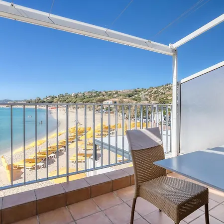 Hotel Roc - 4 Etoiles Les Pieds Dans L'eau Le Lavandou