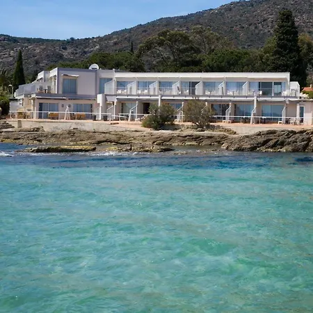 Roc - 4 Etoiles Les Pieds Dans L'eau Hotel