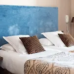 Roc - 4 Etoiles Les Pieds Dans L'eau Hotel 4*