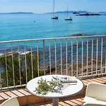 Roc - 4 Etoiles Les Pieds Dans L'eau Le Lavandou