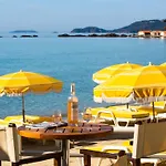 Roc - 4 Etoiles Les Pieds Dans L'eau 4* Le Lavandou