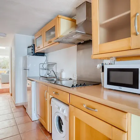 Roc - 4 Etoiles Les Pieds Dans L'eau Hotel 4*