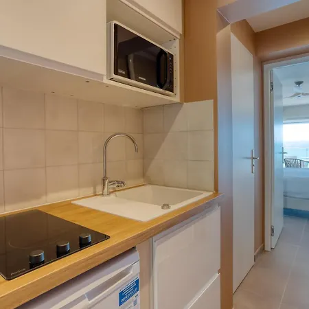 Hotell Roc - 4 Etoiles Les Pieds Dans L'eau