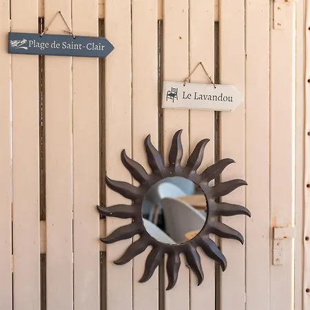 Roc - 4 Etoiles Les Pieds Dans L'eau Otel