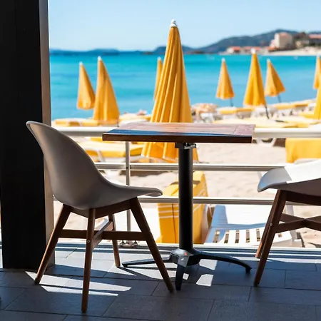 Roc - 4 Etoiles Les Pieds Dans L'eau 4*