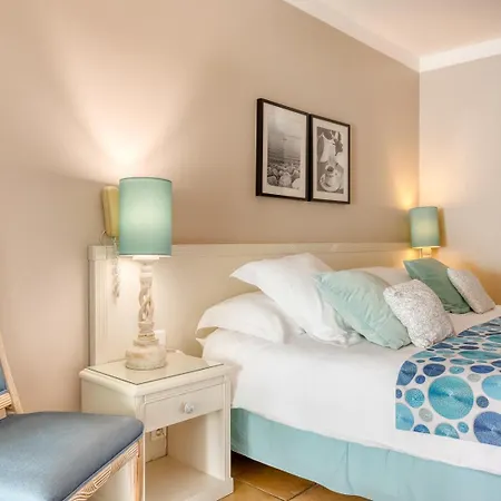 Roc - 4 Etoiles Les Pieds Dans L'eau 4*