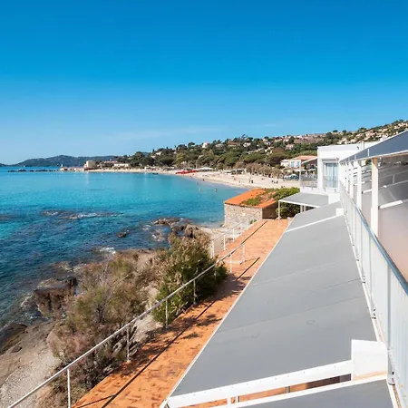 Roc - 4 Etoiles Les Pieds Dans L'eau Otel Le Lavandou