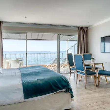 Roc - 4 Etoiles Les Pieds Dans L'eau Otel Le Lavandou