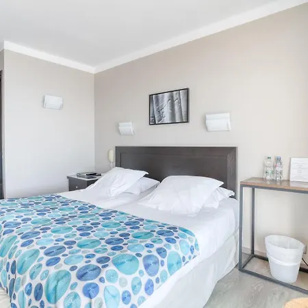 Roc - 4 Etoiles Les Pieds Dans L'eau Hotel 4*