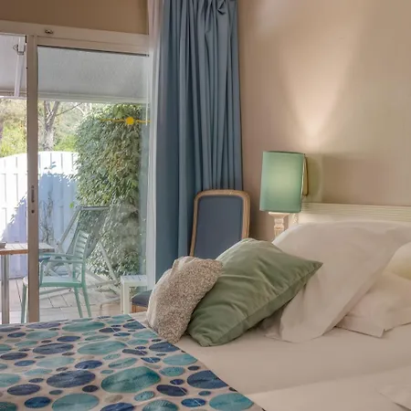 Hotell Roc - 4 Etoiles Les Pieds Dans L'eau