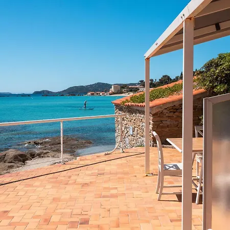 Roc - 4 Etoiles Les Pieds Dans L'eau Le Lavandou