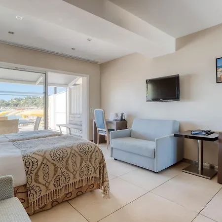 Roc - 4 Etoiles Les Pieds Dans L'eau Hotell