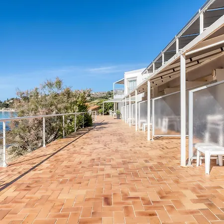 Roc - 4 Etoiles Les Pieds Dans L'eau 4*