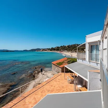 Otel Roc - 4 Etoiles Les Pieds Dans L'eau