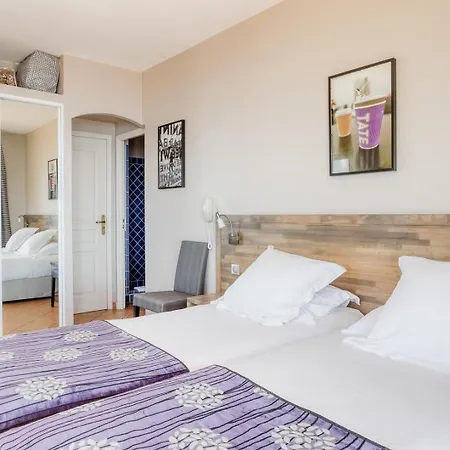 Otel Roc - 4 Etoiles Les Pieds Dans L'eau 4*