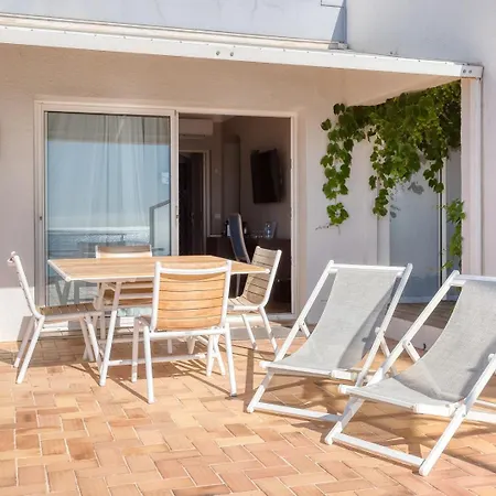 Roc - 4 Etoiles Les Pieds Dans L'eau Otel 4*