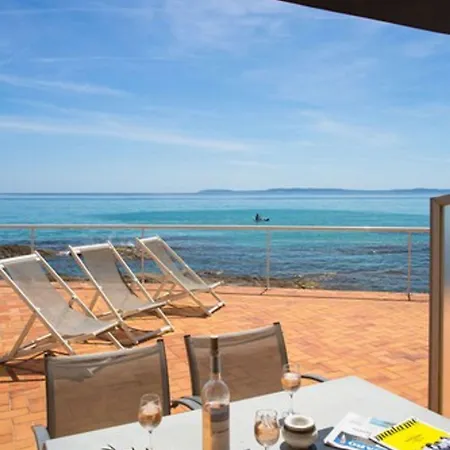 Roc - 4 Etoiles Les Pieds Dans L'eau 4* Le Lavandou