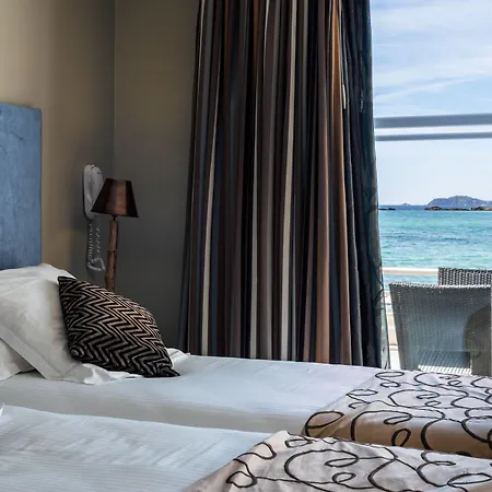 Roc - 4 Etoiles Les Pieds Dans L'eau Le Lavandou