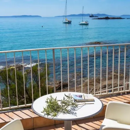 Roc - 4 Etoiles Les Pieds Dans L'eau Le Lavandou
