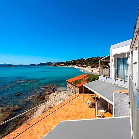 Hotel Roc - 4 Etoiles Les Pieds Dans L'eau 4*