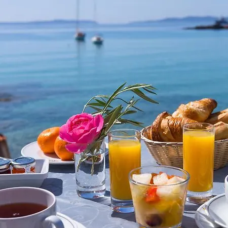 Roc - 4 Etoiles Les Pieds Dans L'eau Hotell Le Lavandou