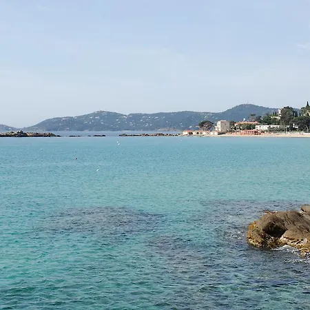 Roc - 4 Etoiles Les Pieds Dans L'eau 4*