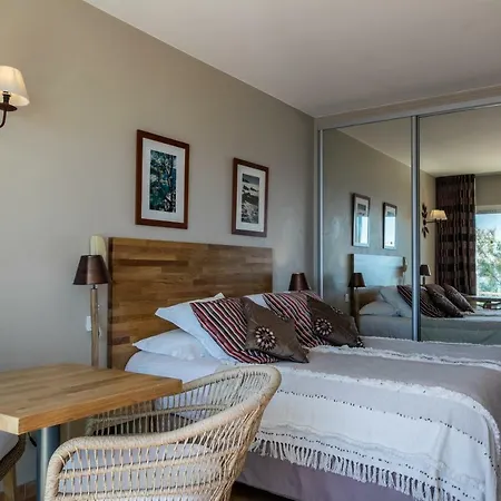 Hotel Roc - 4 Etoiles Les Pieds Dans L'eau Le Lavandou