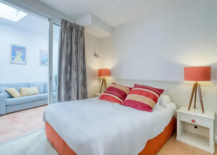 Roc - 4 Etoiles Les Pieds Dans L'eau