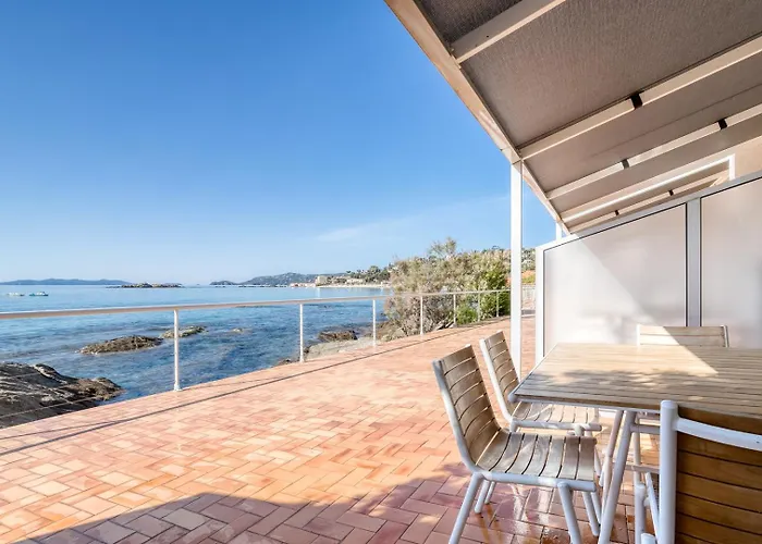 Hotell Roc - 4 Etoiles Les Pieds Dans L'eau