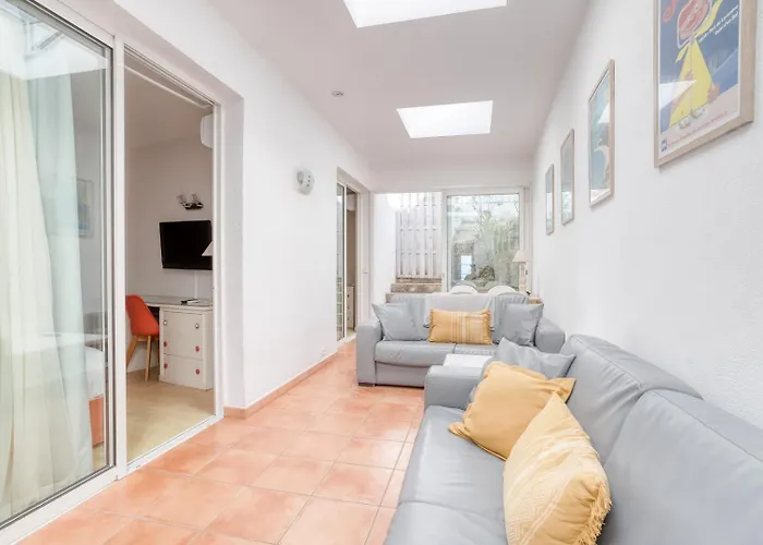 Roc - 4 Etoiles Les Pieds Dans L'eau 4* Le Lavandou