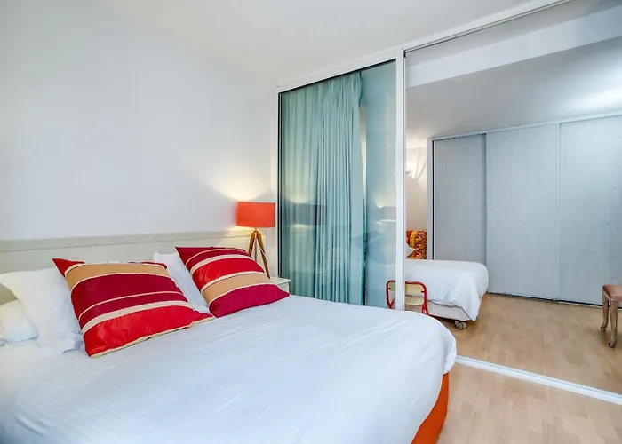 Roc - 4 Etoiles Les Pieds Dans L'eau Hotell