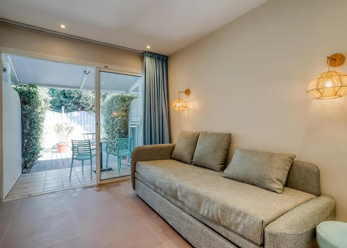 Roc - 4 Etoiles Les Pieds Dans L'eau Hotell 4*