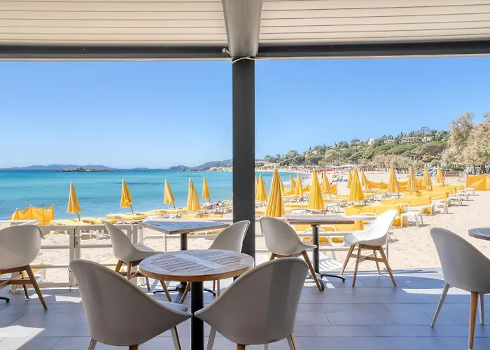 Roc - 4 Etoiles Les Pieds Dans L'eau Le Lavandou