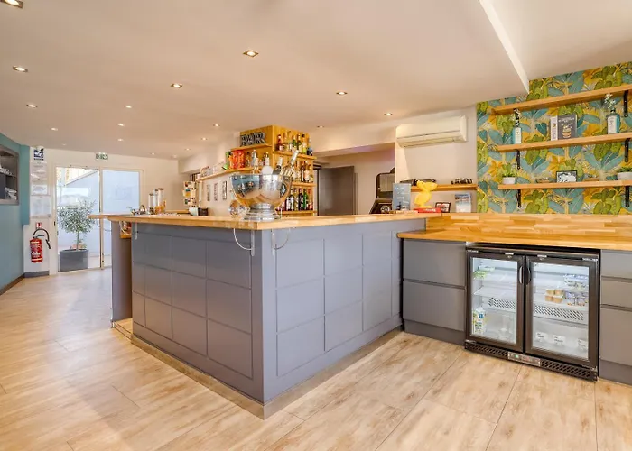 Roc - 4 Etoiles Les Pieds Dans L'eau