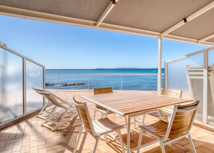 Hotell Roc - 4 Etoiles Les Pieds Dans L'eau