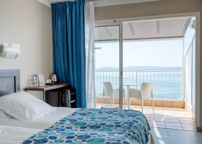 Roc - 4 Etoiles Les Pieds Dans L'eau