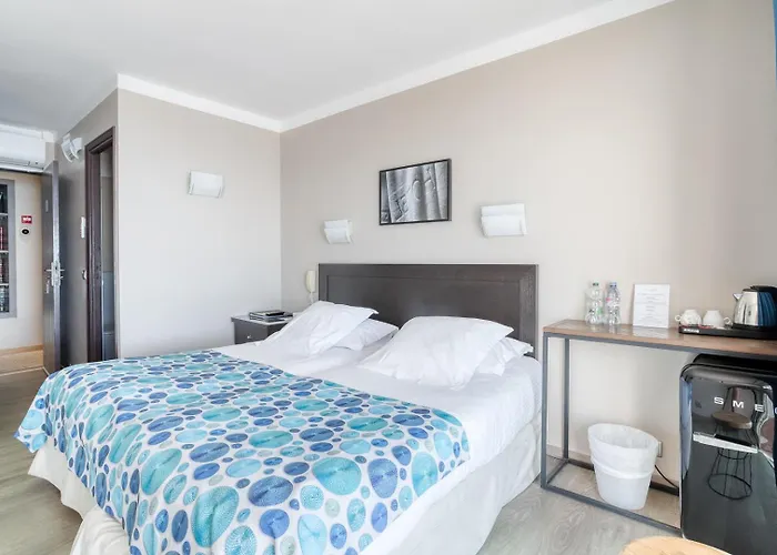 Roc - 4 Etoiles Les Pieds Dans L'eau Hotell 4*