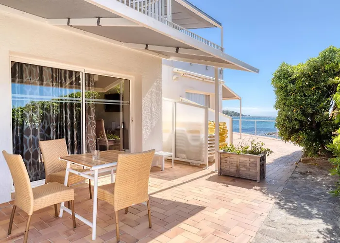 Roc - 4 Etoiles Les Pieds Dans L'eau 4* Le Lavandou