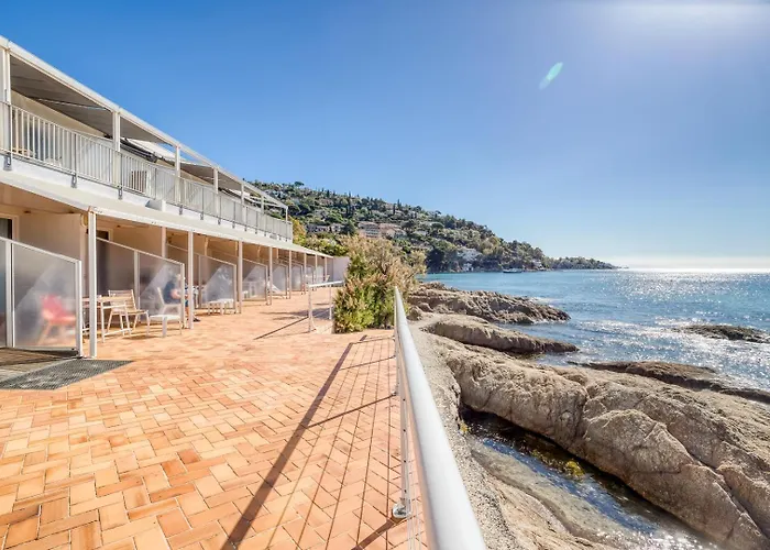 Roc - 4 Etoiles Les Pieds Dans L'eau Hotell 4*