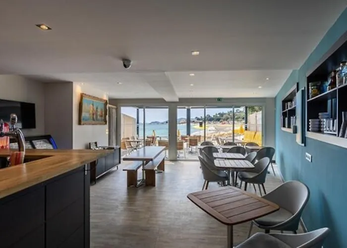 Roc - 4 Etoiles Les Pieds Dans L'eau Hotell