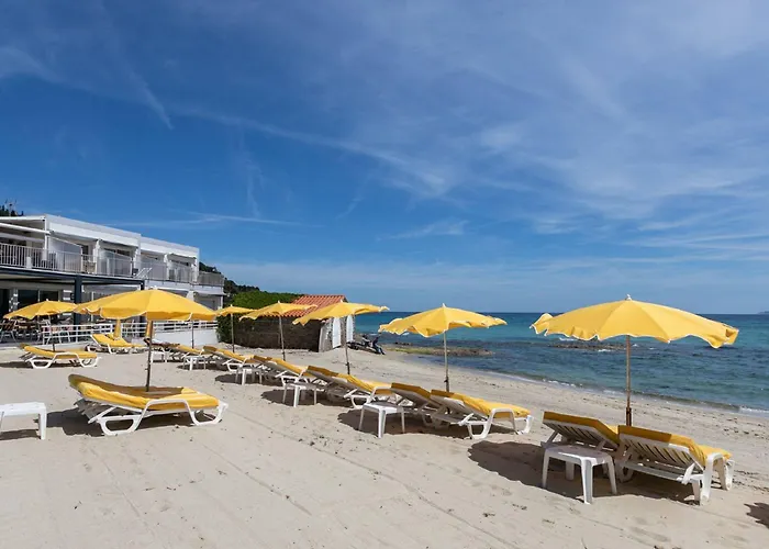 Hotell Roc - 4 Etoiles Les Pieds Dans L'eau 4*