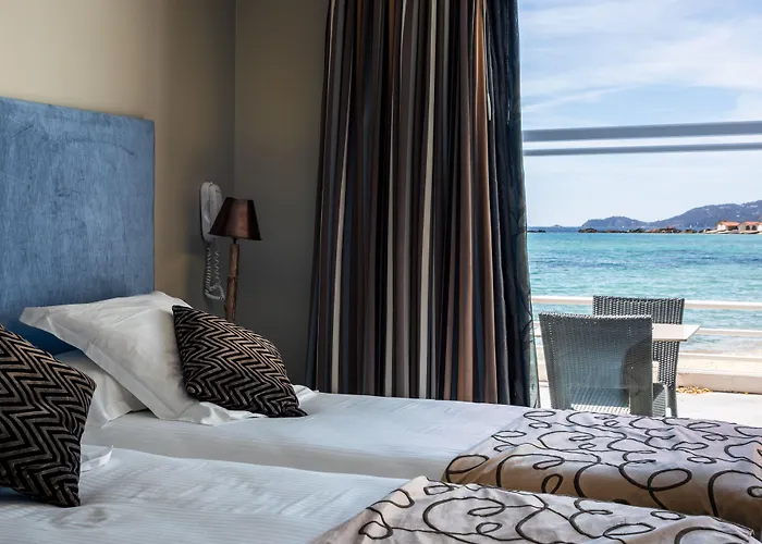 Roc - 4 Etoiles Les Pieds Dans L'eau Le Lavandou