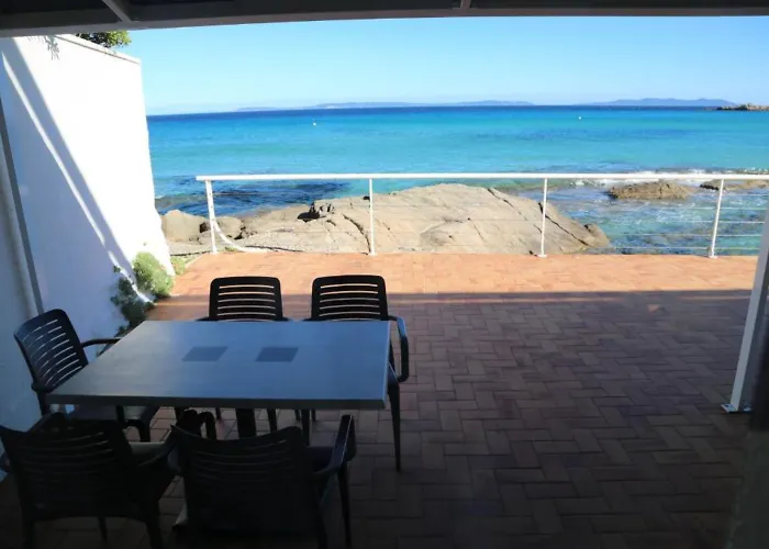 Roc - 4 Etoiles Les Pieds Dans L'eau Hotell Le Lavandou