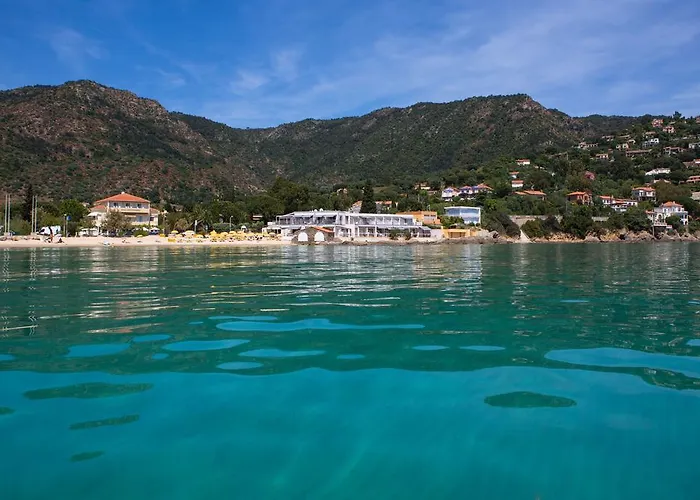 Roc - 4 Etoiles Les Pieds Dans L'eau Hotell 4*