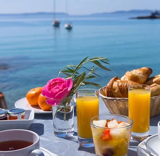 Roc - 4 Etoiles Les Pieds Dans L'eau Hotell Le Lavandou
