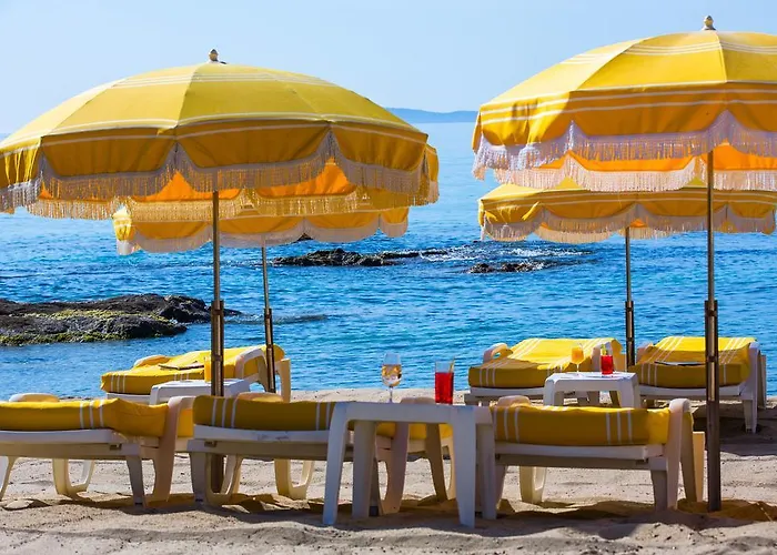 Roc - 4 Etoiles Les Pieds Dans L'eau Hotell Le Lavandou